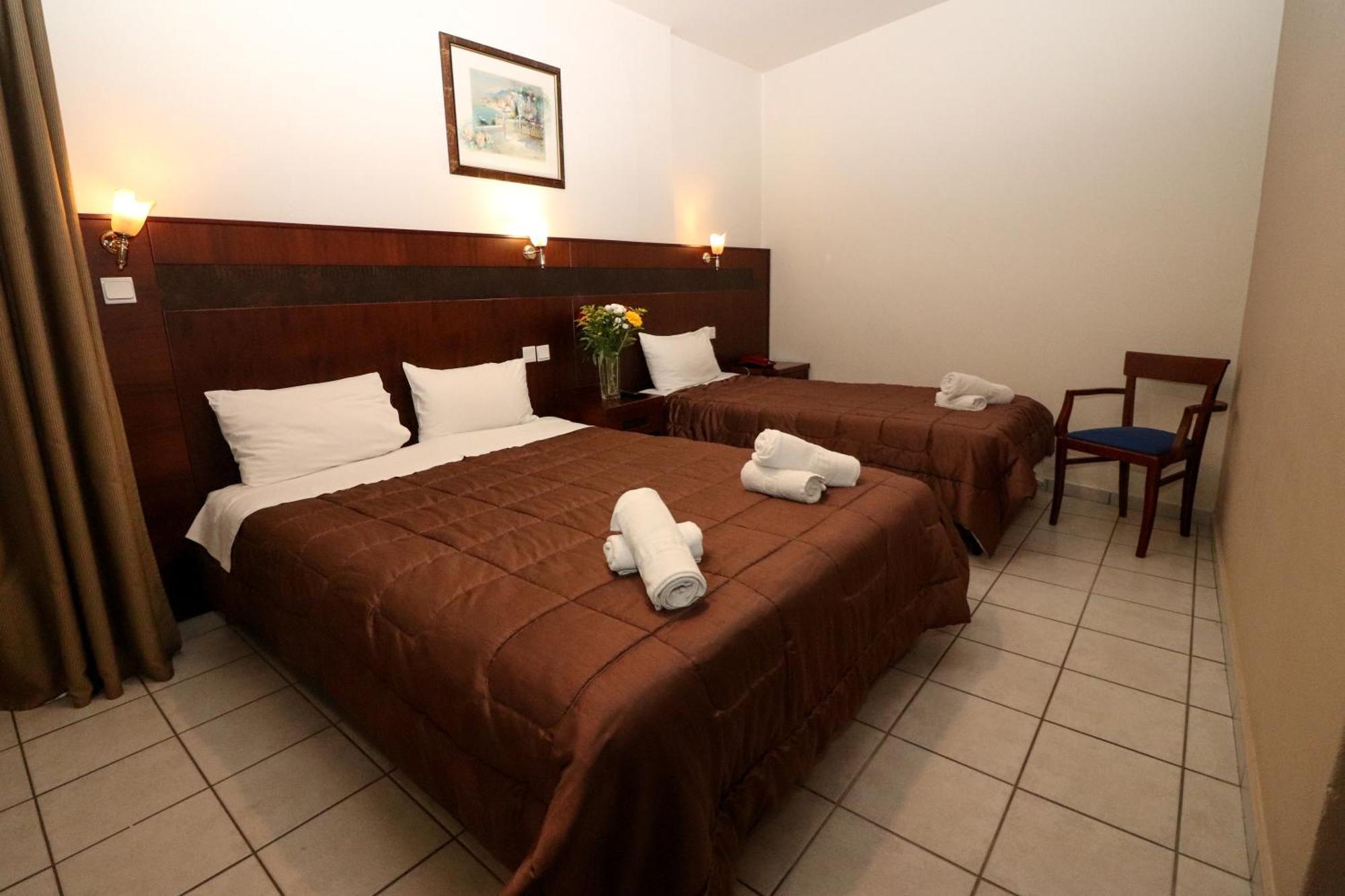Hotel Orfeas กาลัมปากา ภายนอก รูปภาพ