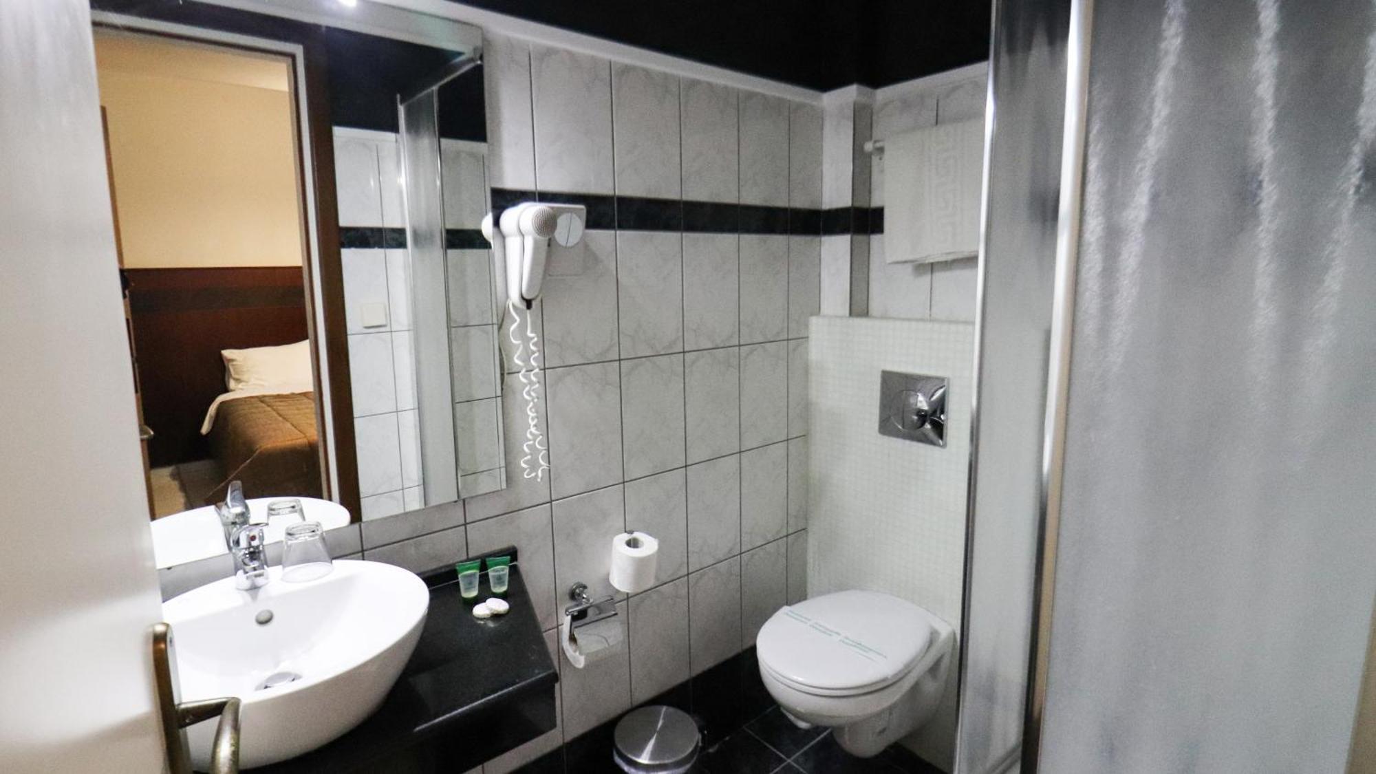 Hotel Orfeas กาลัมปากา ภายนอก รูปภาพ