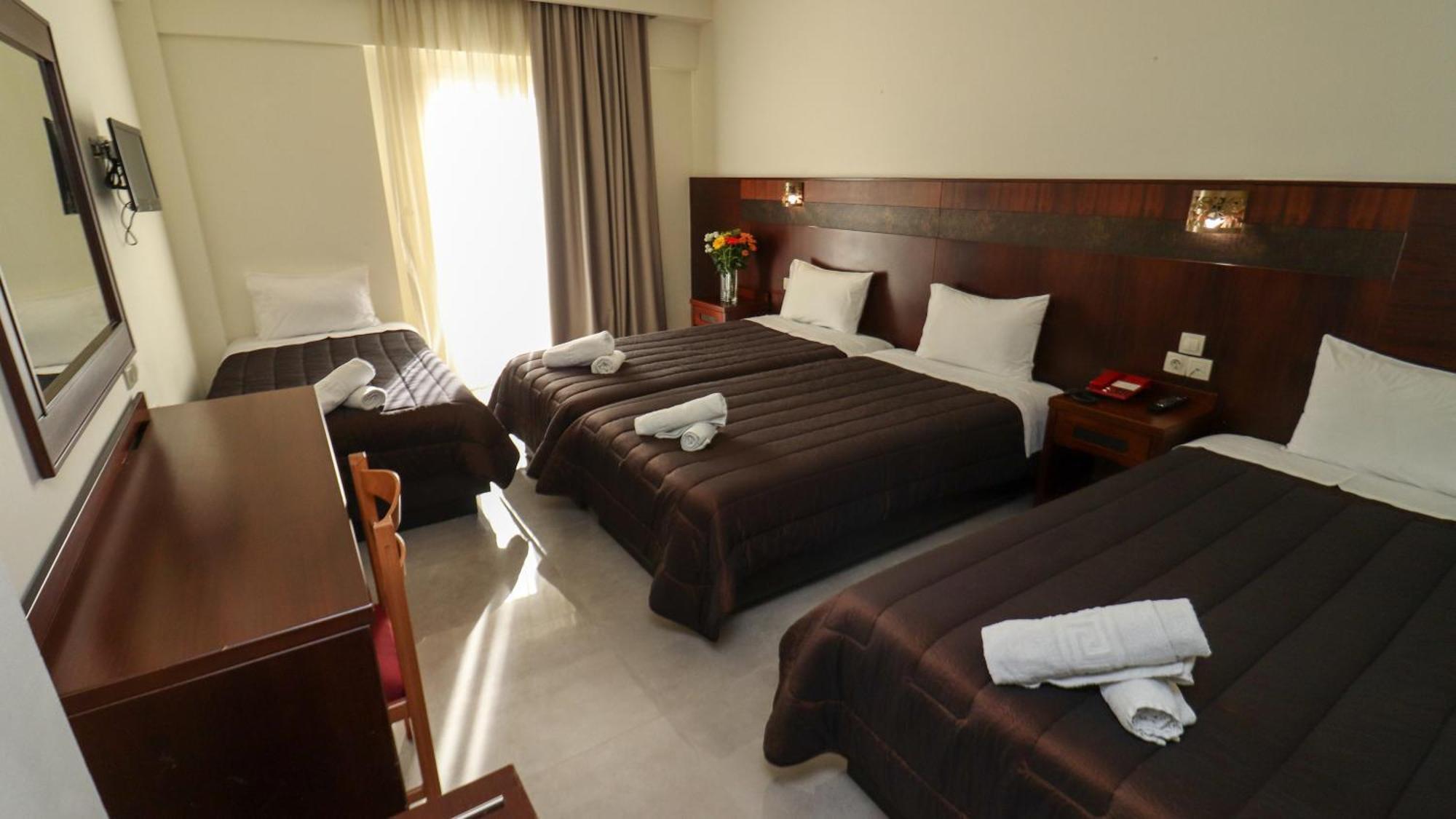 Hotel Orfeas กาลัมปากา ภายนอก รูปภาพ