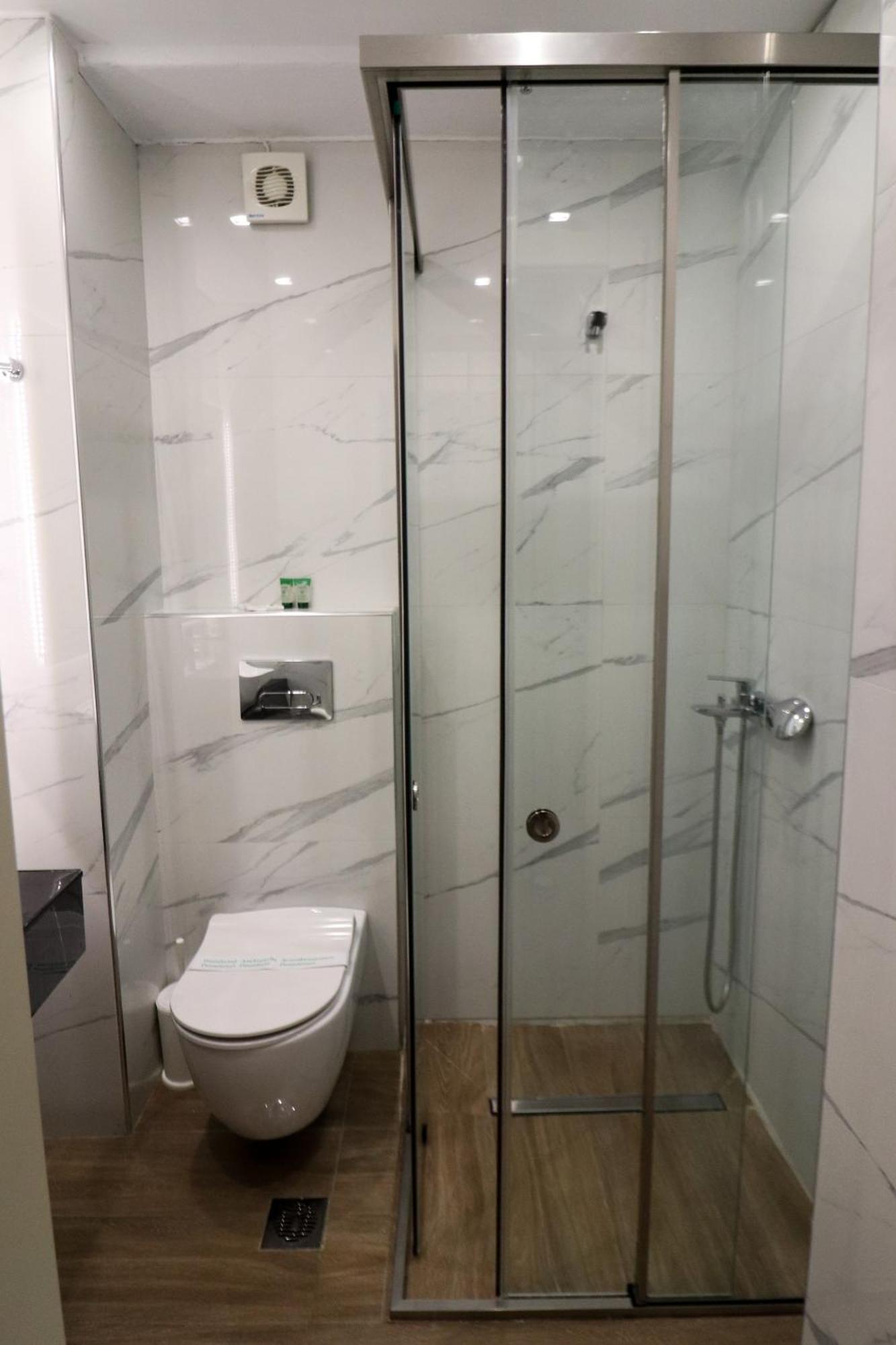Hotel Orfeas กาลัมปากา ภายนอก รูปภาพ