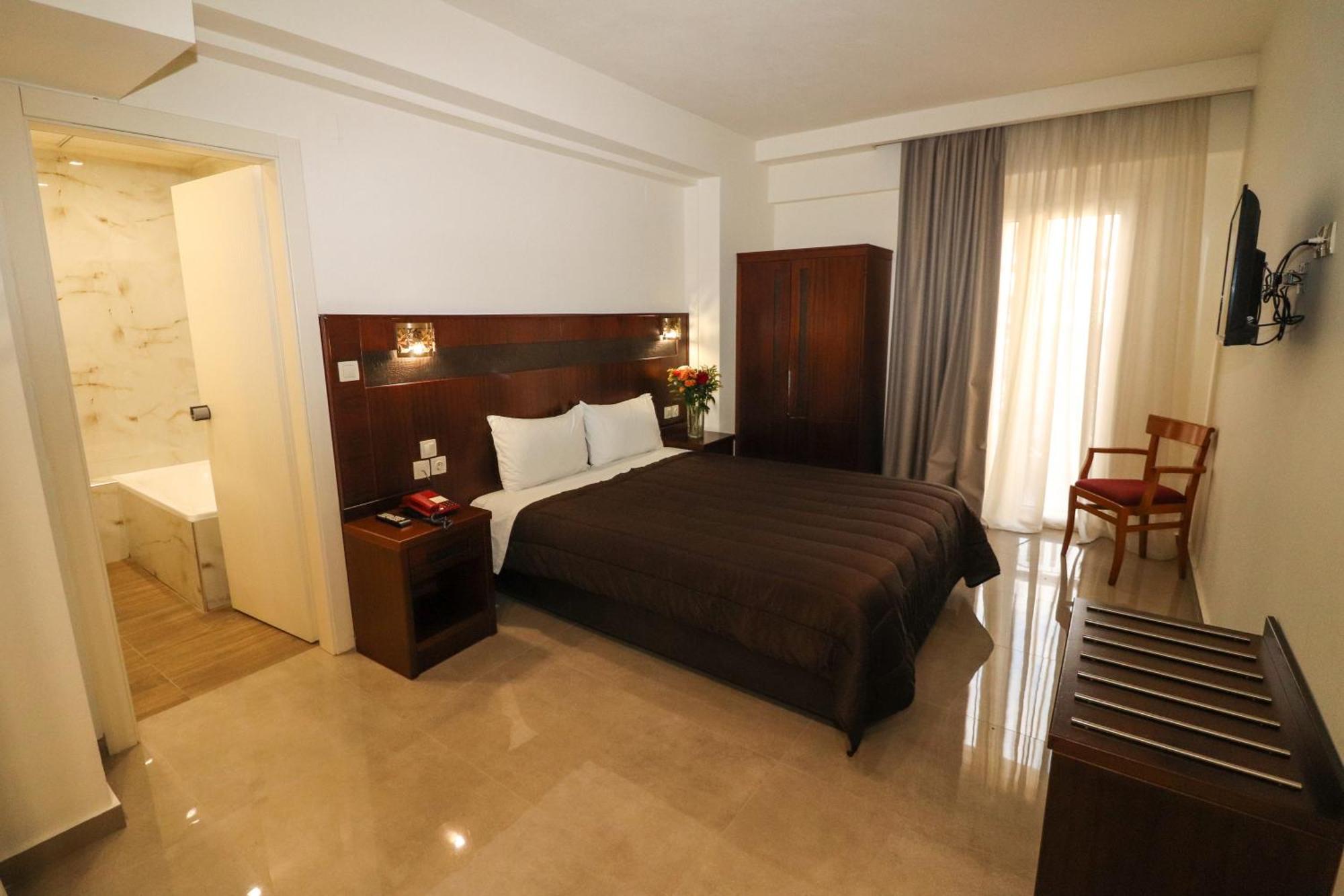 Hotel Orfeas กาลัมปากา ภายนอก รูปภาพ