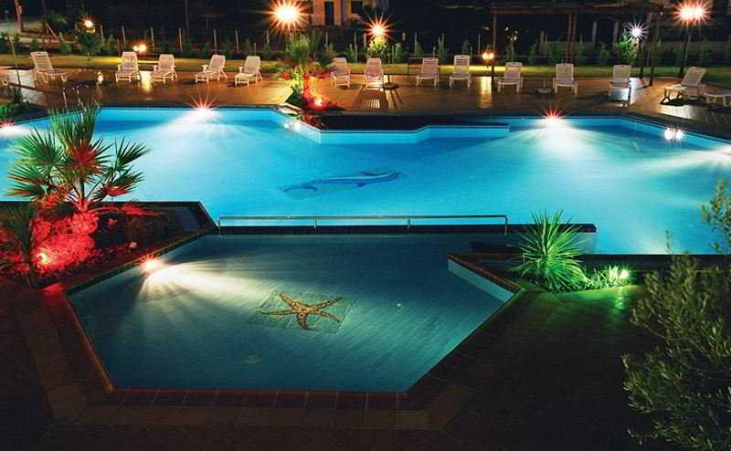 Hotel Orfeas กาลัมปากา ภายนอก รูปภาพ