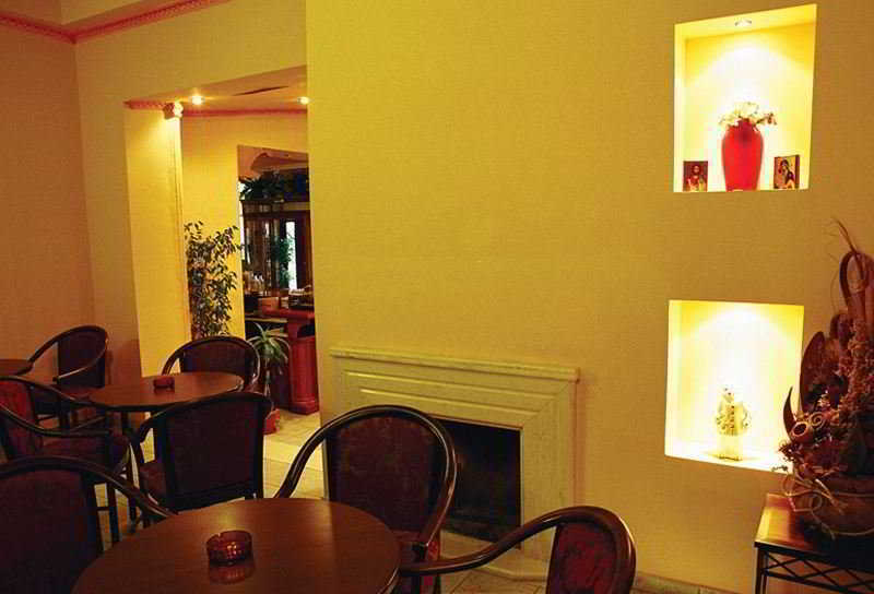 Hotel Orfeas กาลัมปากา ภายนอก รูปภาพ