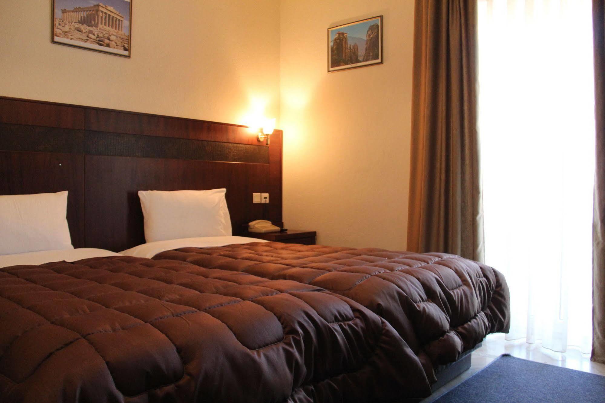 Hotel Orfeas กาลัมปากา ภายนอก รูปภาพ